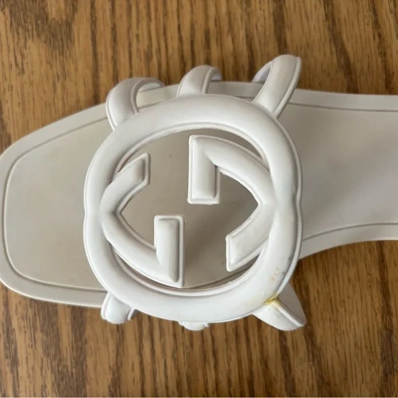 Gucci White Sandals for Women - Picture 3 of 11